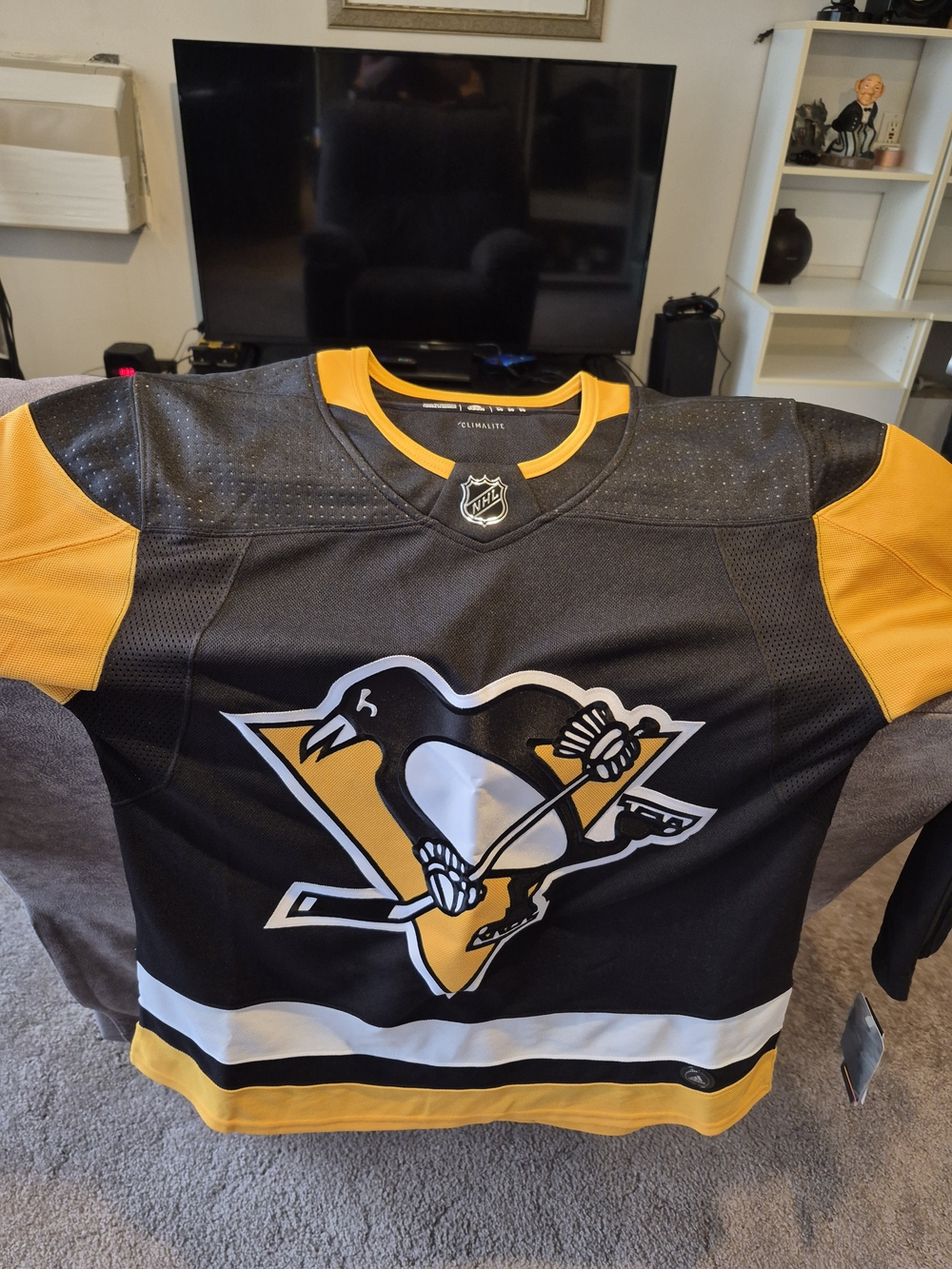 adidas Black and Gold Pittsburgh Penguins Hockey Jersey